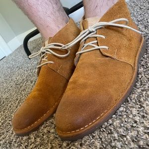 Cole Hann ankle chukka shoe